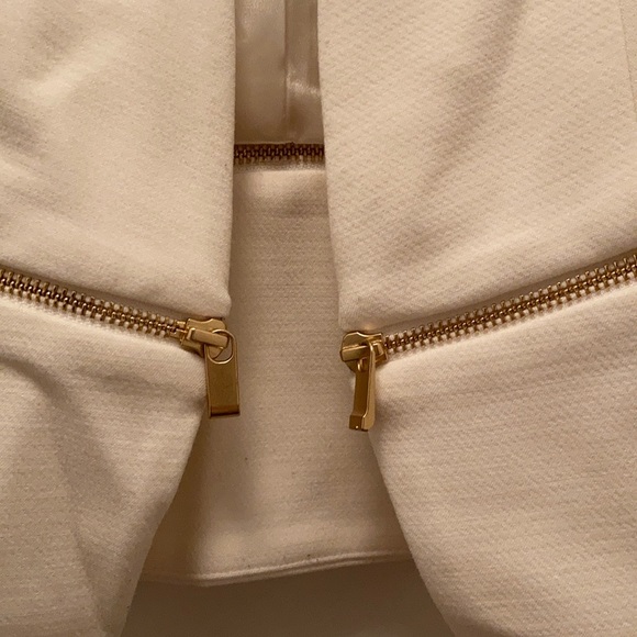 Forever New cream coat with zippers - Picture 3 of 3